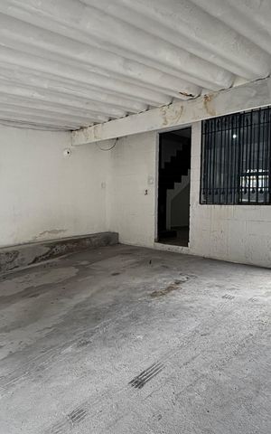 Casa para alugar com 58m², 2 quartos e 1 vaga Casa para alugar com 58m², 2 quartos e 1 vagaQuintal - Garagem