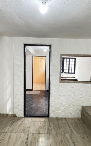 Casa para alugar com 58m², 2 quartos e 1 vaga Casa para alugar com 58m², 2 quartos e 1 vagaSala