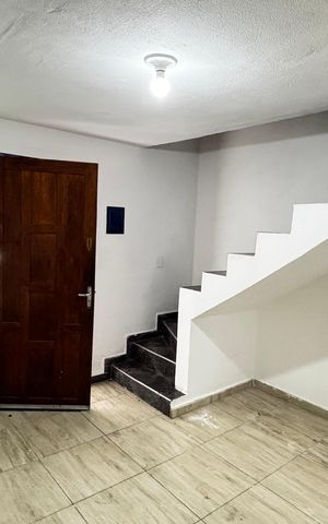 Casa para alugar com 58m², 2 quartos e 1 vaga Casa para alugar com 58m², 2 quartos e 1 vagaSala