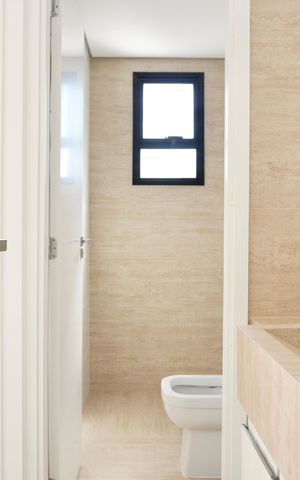 Apartamento à venda com 158m², 3 quartos e 4 vagas Apartamento à venda com 158m², 3 quartos e 4 vagasSuíte 1 - banheiro