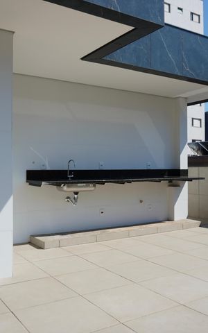 Apartamento à venda com 158m², 3 quartos e 4 vagas Apartamento à venda com 158m², 3 quartos e 4 vagasÁrea da cobertura