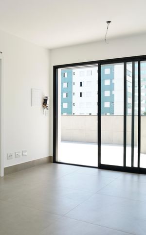 Apartamento à venda com 158m², 3 quartos e 4 vagas Apartamento à venda com 158m², 3 quartos e 4 vagasSala 2