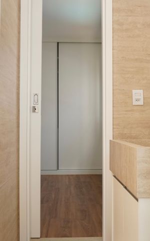 Apartamento à venda com 87m², 3 quartos e 2 vagas Apartamento à venda com 87m², 3 quartos e 2 vagasBanheiro das Semi-suítes
