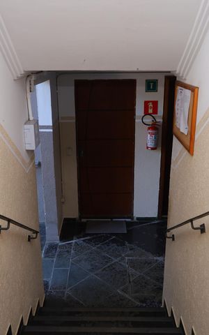 Apartamento para alugar com 52m², 2 quartos e 1 vagaÁrea comum - Saguão do prédio