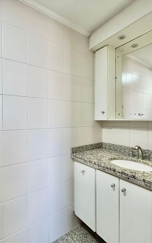 Apartamento para alugar com 90m², 3 quartos e 2 vagasBanheiro do Quarto 3