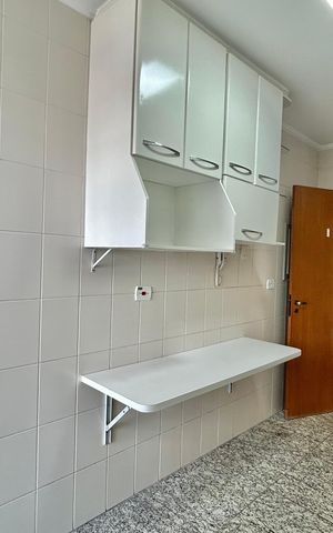 Apartamento para alugar com 90m², 3 quartos e 2 vagasCozinha