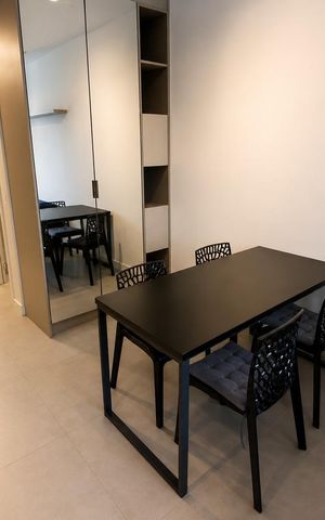 Studio para alugar com 33m², 1 quarto e sem vaga Studio para alugar com 33m², 1 quarto e sem vagaSala de Jantar
