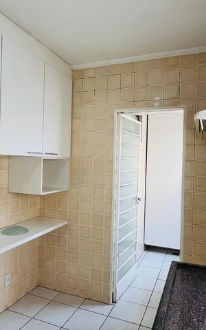 Apartamento para alugar com 77m², 2 quartos e 1 vaga
