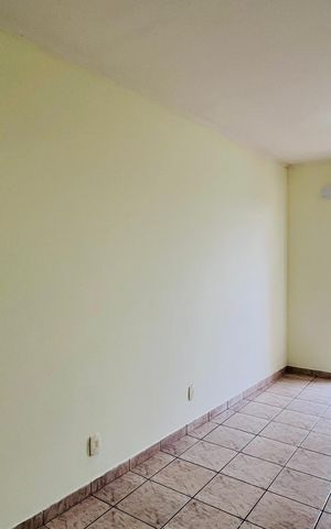 Apartamento para alugar com 77m², 2 quartos e 1 vaga