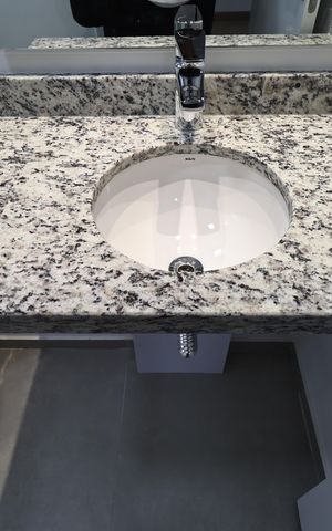 Apartamento para alugar com 58m², 2 quartos e 1 vaga Apartamento para alugar com 58m², 2 quartos e 1 vagaBanheiro