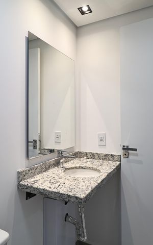 Apartamento para alugar com 58m², 2 quartos e 1 vaga Apartamento para alugar com 58m², 2 quartos e 1 vagaBanheiro da suíte