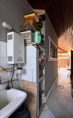 Casa de condomínio à venda com 200m², 3 quartos e 1 vaga Casa de condomínio à venda com 200m², 3 quartos e 1 vagaÁrea de Serviço