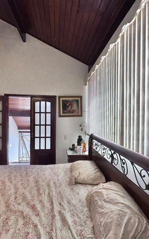 Casa de condomínio à venda com 200m², 3 quartos e 1 vaga Casa de condomínio à venda com 200m², 3 quartos e 1 vagaSuíte