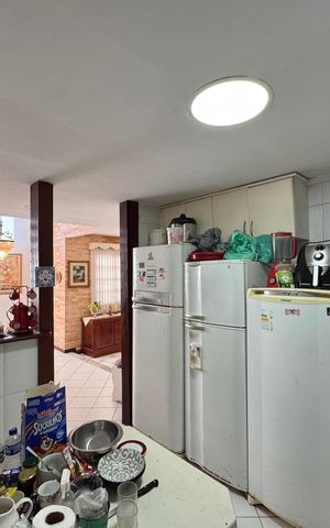 Casa de condomínio à venda com 200m², 3 quartos e 1 vaga Casa de condomínio à venda com 200m², 3 quartos e 1 vagaCozinha