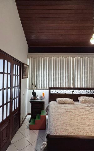 Casa de condomínio à venda com 200m², 3 quartos e 1 vaga Casa de condomínio à venda com 200m², 3 quartos e 1 vagaSuíte