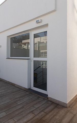Casa de condomínio à venda com 188m², 3 quartos e 2 vagasTerraço
