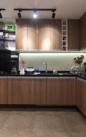 Casa de condomínio à venda com 188m², 3 quartos e 2 vagasCozinha
