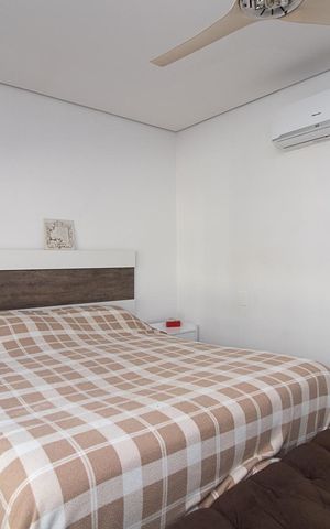 Casa de condomínio à venda com 188m², 3 quartos e 2 vagasQuarto 1