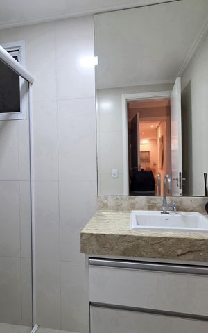 Apartamento à venda com 60m², 2 quartos e 2 vagas Apartamento à venda com 60m², 2 quartos e 2 vagasBanheiro da Suíte