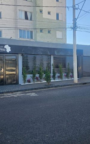 Apartamento para alugar com 52m², 2 quartos e 1 vaga Apartamento para alugar com 52m², 2 quartos e 1 vagaFachada