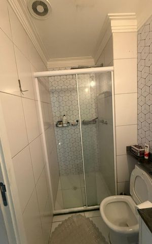 Apartamento à venda com 54m², 2 quartos e 1 vaga Apartamento à venda com 54m², 2 quartos e 1 vagaBanheiro