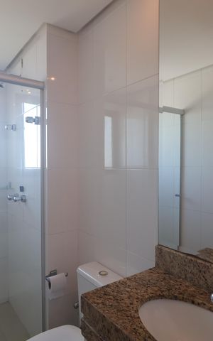 Apartamento para alugar com 304m², 4 quartos e 3 vagasBanheiro 