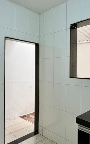 Casa à venda com 70m², 2 quartos e 1 vaga