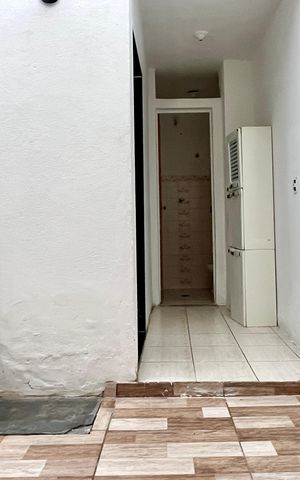 Casa à venda com 70m², 2 quartos e 1 vaga