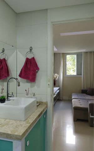 Apartamento à venda com 73m², 2 quartos e 1 vagaBanheiro Social