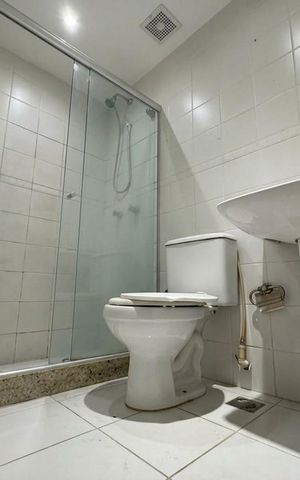 Apartamento à venda com 66m², 2 quartos e 1 vaga Apartamento à venda com 66m², 2 quartos e 1 vagaBanheiro