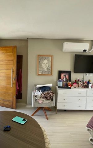 Casa à venda com 190m², 4 quartos e 2 vagas