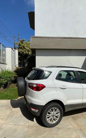 Casa à venda com 190m², 4 quartos e 2 vagas