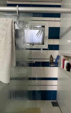 Casa à venda com 190m², 4 quartos e 2 vagas