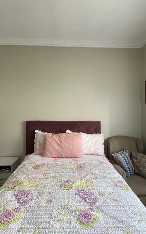 Casa à venda com 190m², 4 quartos e 2 vagas