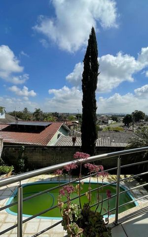 Casa à venda com 190m², 4 quartos e 2 vagas