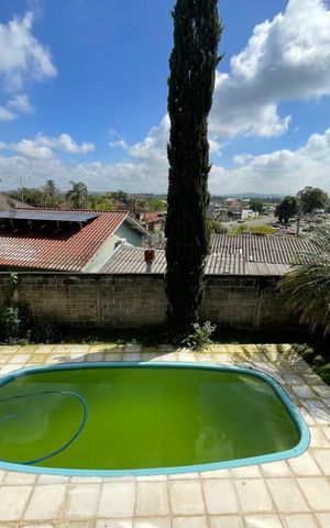 Casa à venda com 190m², 4 quartos e 2 vagas