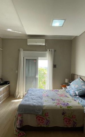 Casa à venda com 190m², 4 quartos e 2 vagas