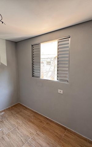 Casa para alugar com 80m², 2 quartos e 1 vaga