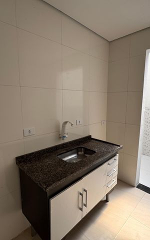 Casa para alugar com 80m², 2 quartos e 1 vaga