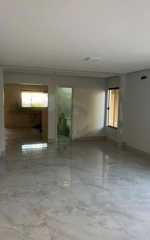 Casa à venda com 200m², 3 quartos e sem vaga