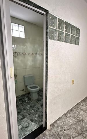 Casa à venda com 120m², 2 quartos e 4 vagas