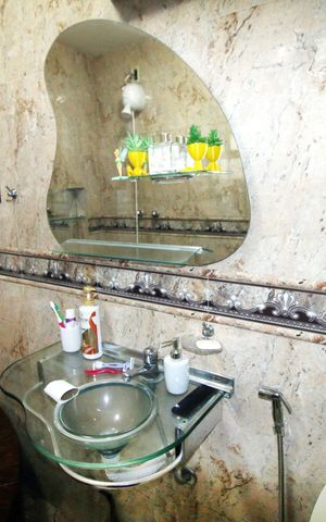 Casa à venda com 110m², 2 quartos e 2 vagasBanheiro Social