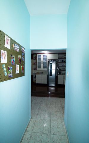 Casa à venda com 110m², 2 quartos e 2 vagasSala - Corredor