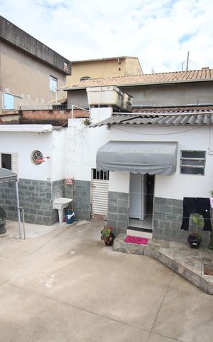 Casa à venda com 370m², 3 quartos e 3 vagasQuintal