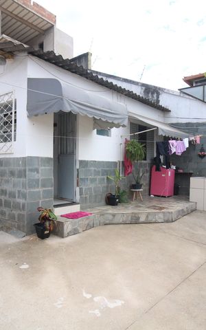Casa à venda com 370m², 3 quartos e 3 vagasQuintal