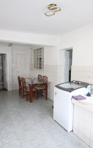 Casa à venda com 370m², 3 quartos e 3 vagasÁrea de Serviço