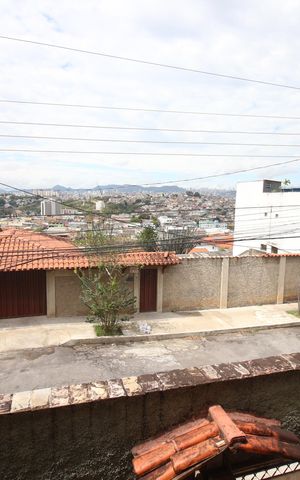 Casa à venda com 370m², 3 quartos e 3 vagasVista