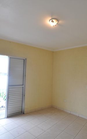Casa à venda com 165m², 3 quartos e 6 vagasQuarto Suíte