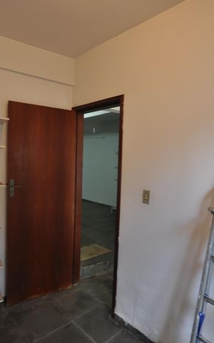 Casa à venda com 165m², 3 quartos e 6 vagasQuarto de serviço