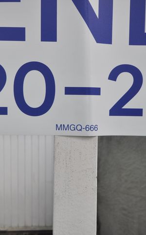 Casa à venda com 165m², 3 quartos e 6 vagasPlaca